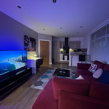24-7 Secured City Centre Apartments With Free Underground Parking And Wifi Birmingham Exteriör bild