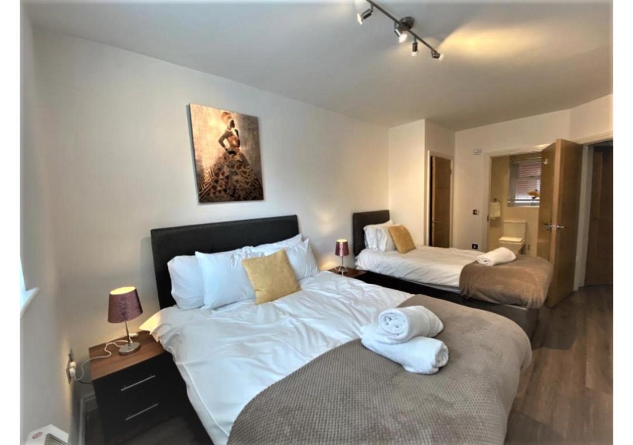 24-7 Secured City Centre Apartments With Free Underground Parking And Wifi Birmingham Exteriör bild