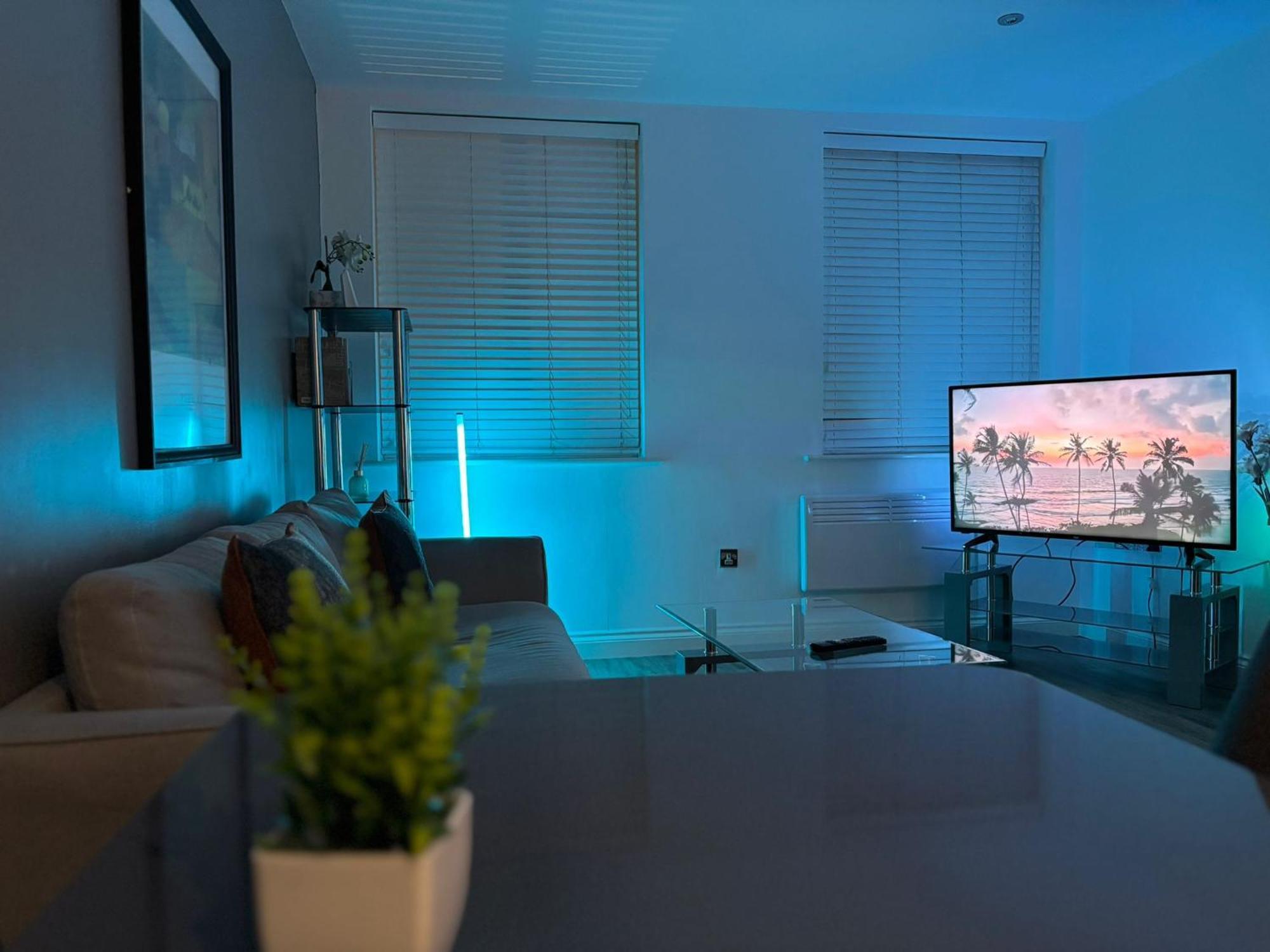 24-7 Secured City Centre Apartments With Free Underground Parking And Wifi Birmingham Exteriör bild