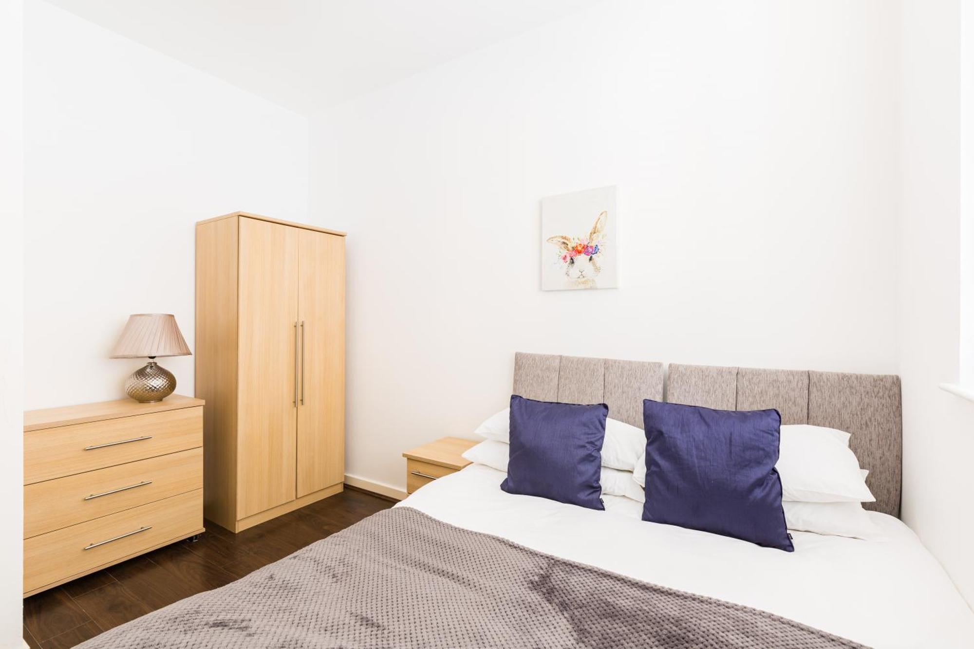 24-7 Secured City Centre Apartments With Free Underground Parking And Wifi Birmingham Exteriör bild