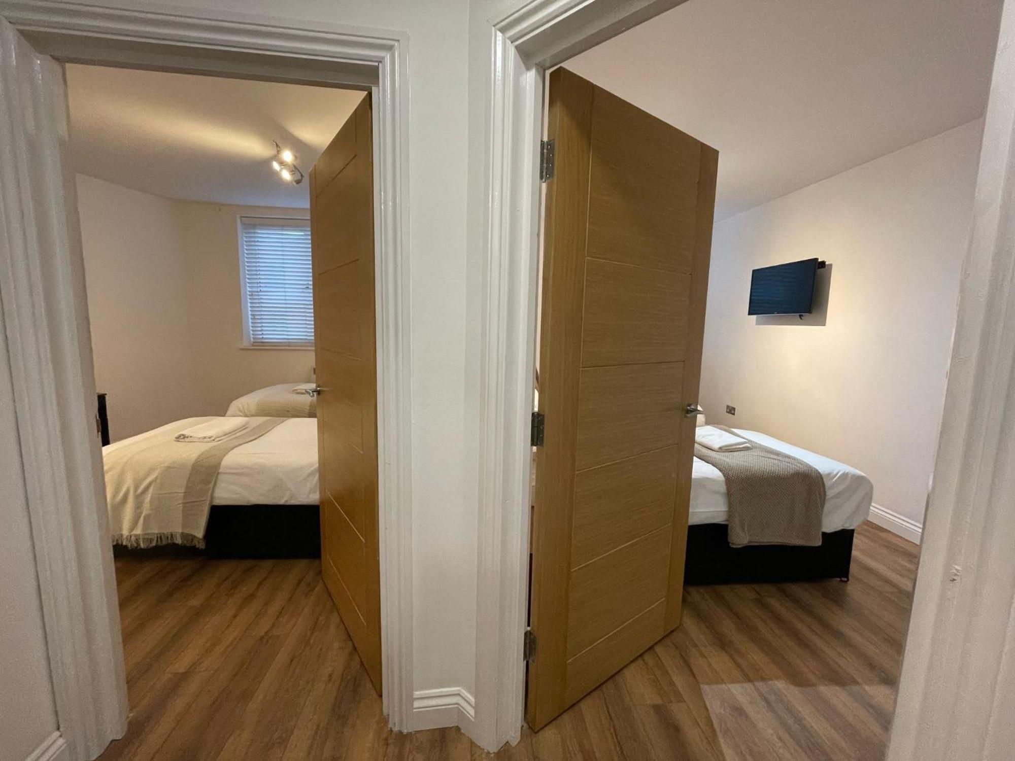 24-7 Secured City Centre Apartments With Free Underground Parking And Wifi Birmingham Exteriör bild