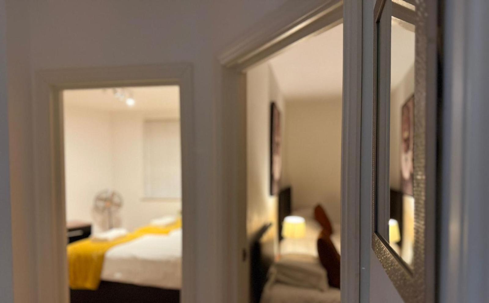 24-7 Secured City Centre Apartments With Free Underground Parking And Wifi Birmingham Exteriör bild